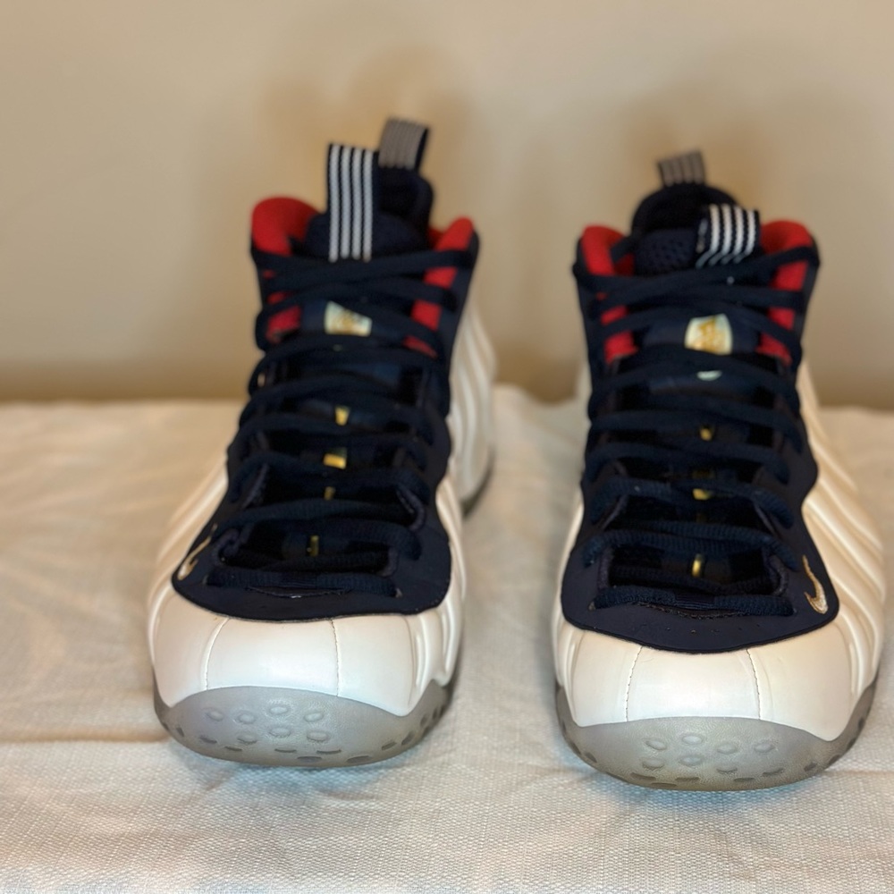 Nike Olympic Foamposite - Picture 2 of 15